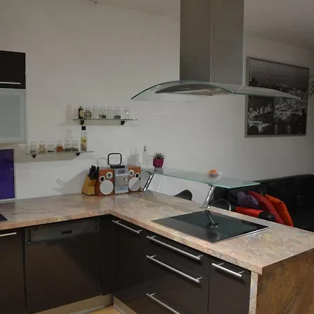Zderadova Apartment